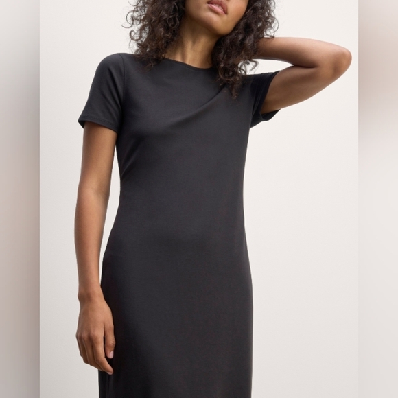 Everlane The Form T-Shirt Dress Black / Size XS - Picture 5 of 12